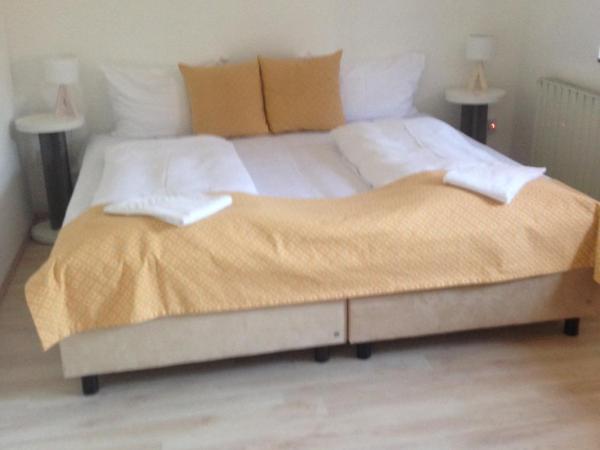 Hotel Gloria Budapest City Center : photo 5 de la chambre chambre familiale