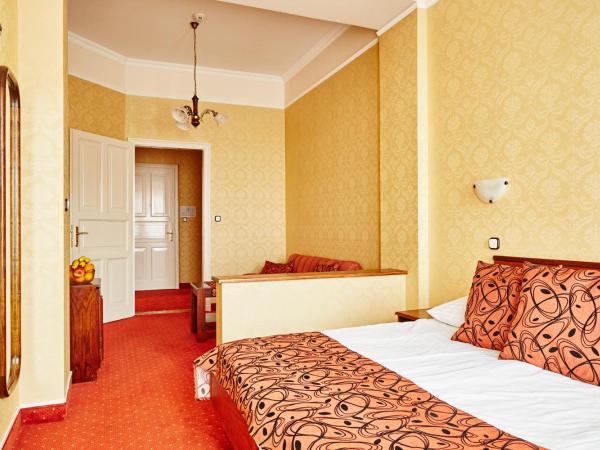 Hotel Astoria : photo 2 de la chambre suite 2 chambres