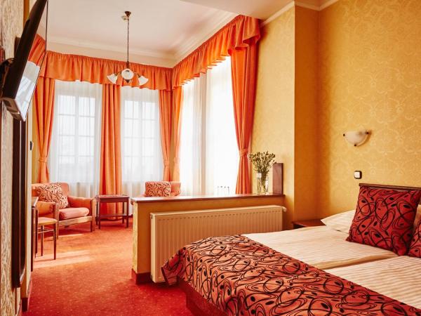 Hotel Astoria : photo 3 de la chambre suite 2 chambres