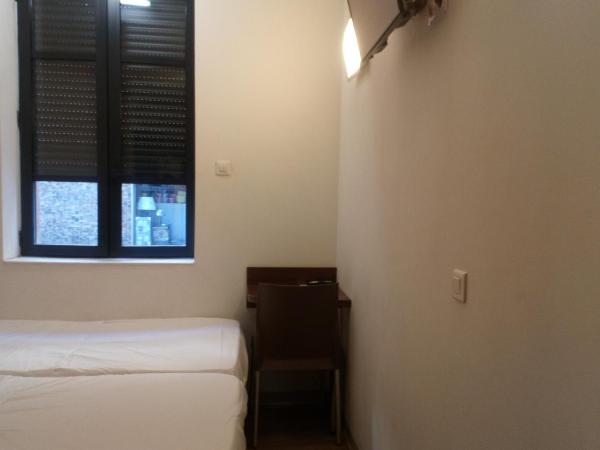 Hôtel le Pastel : photo 7 de la chambre chambre lits jumeaux supérieure