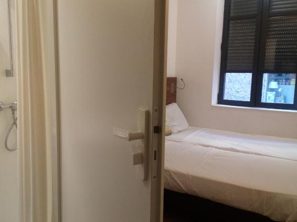 Hôtel le Pastel : photo 8 de la chambre chambre lits jumeaux supérieure