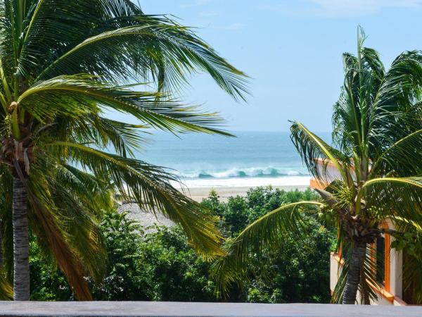 Hotel Casamar Suites : photo 5 de la chambre appartement - vue sur mer / plumeria
