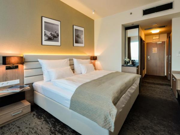 Grid Hotel : photo 5 de la chambre chambre double ou lits jumeaux supérieure avec terrasse