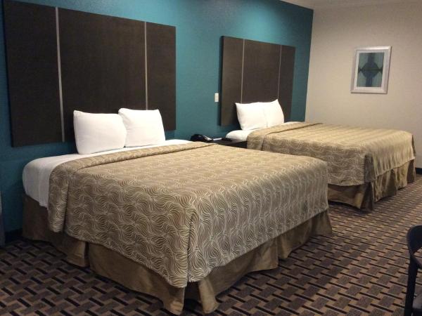 Regency Inn & Suites- NW Houston : photo 3 de la chambre chambre avec 2 lits queen-size - fumeurs