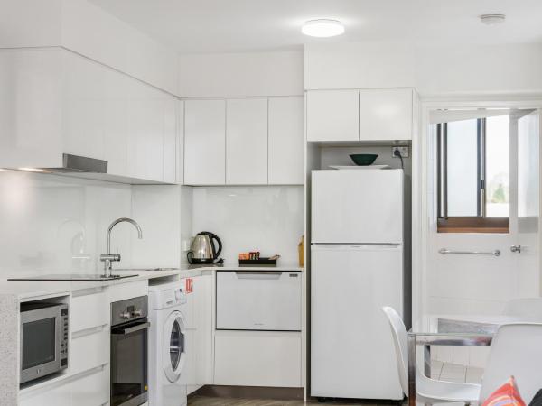 Bayview Beachfront Apartments, in town right on the beach : photo 9 de la chambre appartement 1 chambre standard