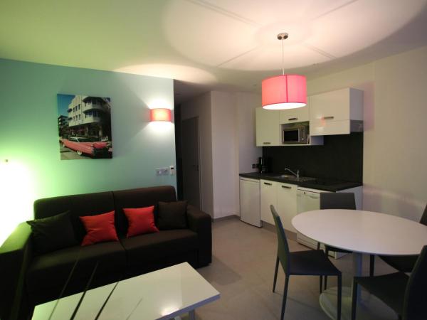 Résidence Coté Mer : photo 5 de la chambre studio supérieur - bord de mer