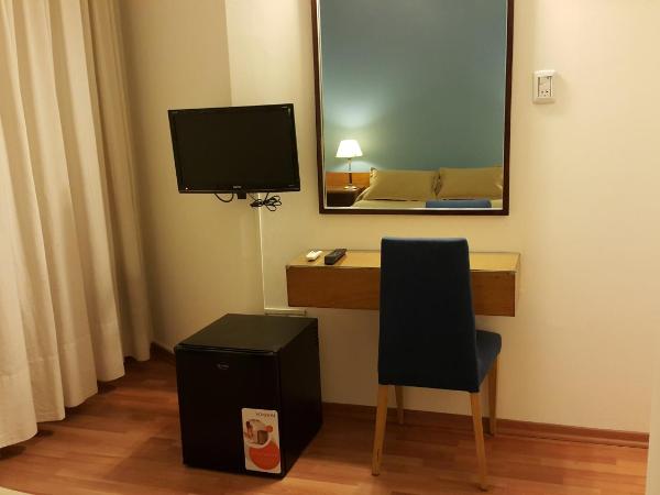 Hotel Avenida : photo 5 de la chambre chambre double