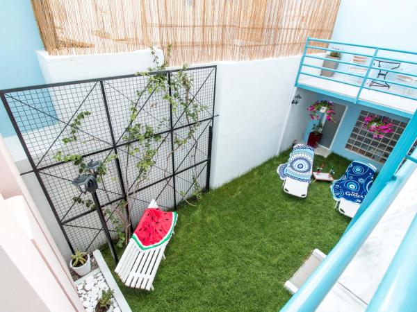 Kahlua Hotel Apartments : photo 5 de la chambre studio avec vue sur jardin