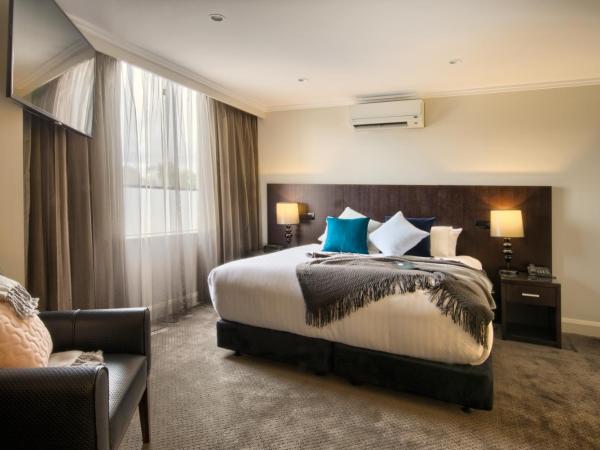 Canberra Rex Hotel : photo 1 de la chambre chambre lit king-size - accessible aux personnes à mobilité réduite