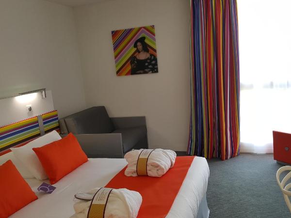 Mercure Angoulême Hôtel de France : photo 3 de la chambre chambre double privilège avec canapé-lit