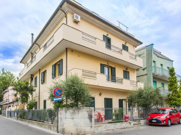 Residence Kimba : photo 2 de la chambre appartement standard avec balcon