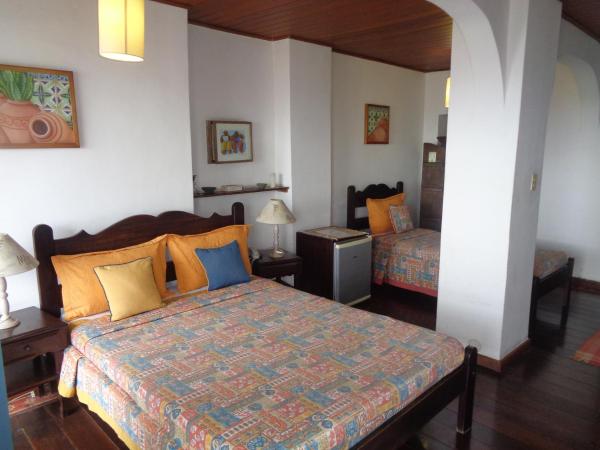 Bed & breakfast Villa Carmo : photo 6 de la chambre chambre triple standard - vue sur mer