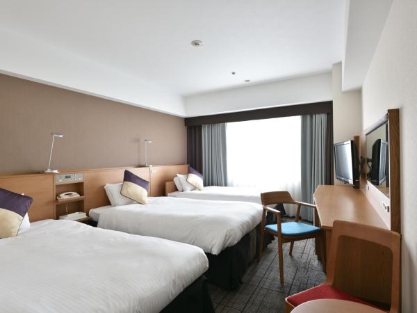 Hotel Granvia Hiroshima : photo 2 de la chambre chambre lits jumeaux standard avec lit d'appoint - non-fumeurs