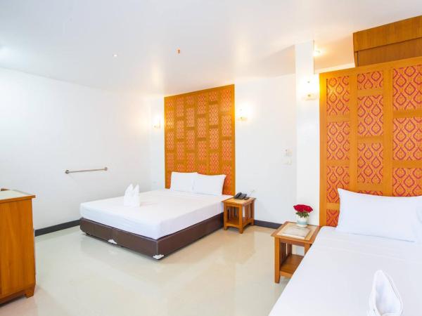 New Siam Palace Ville Hotel : photo 9 de la chambre chambre de luxe 3 lits simples