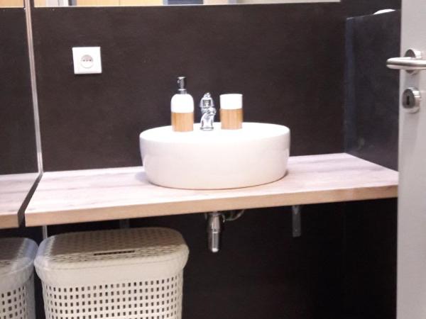 Hotel & Hostel Letov : photo 6 de la chambre chambre lits jumeaux deluxe