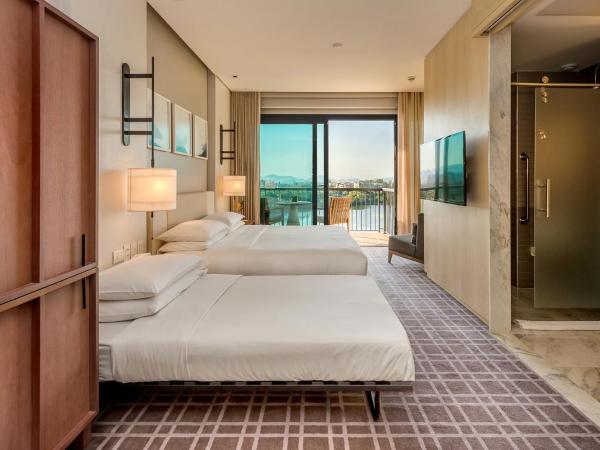 Grand Hyatt Rio de Janeiro : photo 2 de la chambre chambre lit king-size pour personnes à mobilité réduite avec douche accessible aux personnes à mobilité réduite