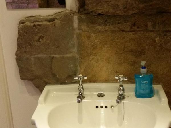 Royal Mile Balconies by the Castle : photo 1 de la chambre chambre double de luxe - melville