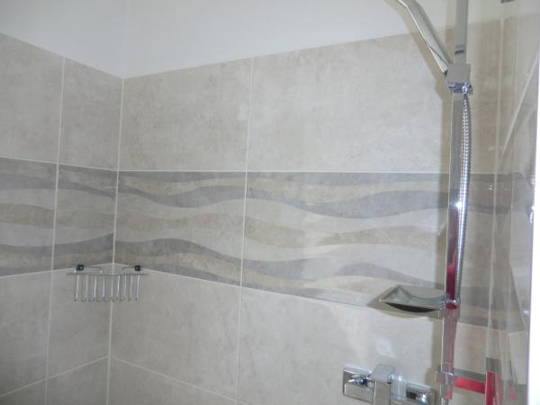 Orbis : photo 5 de la chambre chambre triple avec salle de bains extérieure privée

