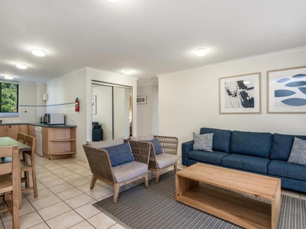 Bayview Beachfront Apartments, in town right on the beach : photo 9 de la chambre appartement 2 chambres standard