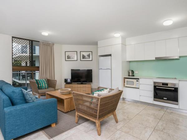 Bayview Beachfront Apartments, in town right on the beach : photo 9 de la chambre appartement supérieur 2 chambres