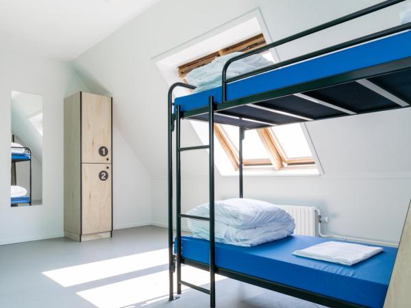 Via Amsterdam : photo 8 de la chambre chambre lits jumeaux avec salle de bains privative
