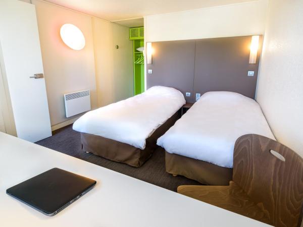 Campanile Toulouse Sesquieres : photo 1 de la chambre chambre lits jumeaux standard