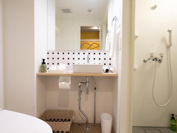 Imano Tokyo Ginza Hostel : photo 2 de la chambre chambre double ou lits jumeaux de style japonais