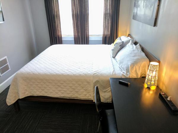 The Wayfaring Buckeye Hostel : photo 3 de la chambre chambre lit king-size deluxe