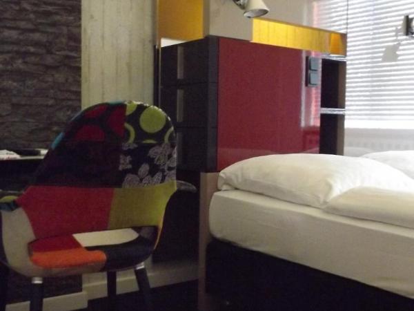 Hotel Cristall - Frankfurt City : photo 8 de la chambre chambre double ou lits jumeaux confort 