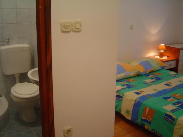 Apartments & Rooms Lo & Mar : photo 3 de la chambre chambre double avec balcon - vue sur mer