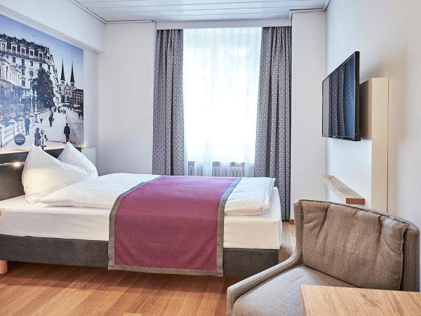 Hotel Central Luzern : photo 1 de la chambre chambre simple standard