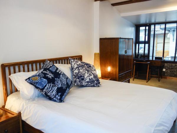 The Orchid Hotel - Old Town & Drum Tower : photo 1 de la chambre hébergement the orchid hidden annex