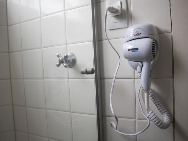 Hotel Dois Irmãos : photo 7 de la chambre chambre triple deluxe