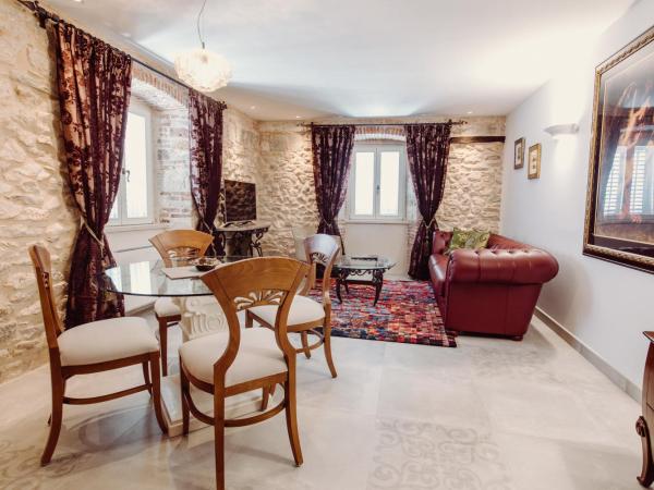 Villa Nepos Hotel : photo 5 de la chambre appartement deluxe 2 chambres