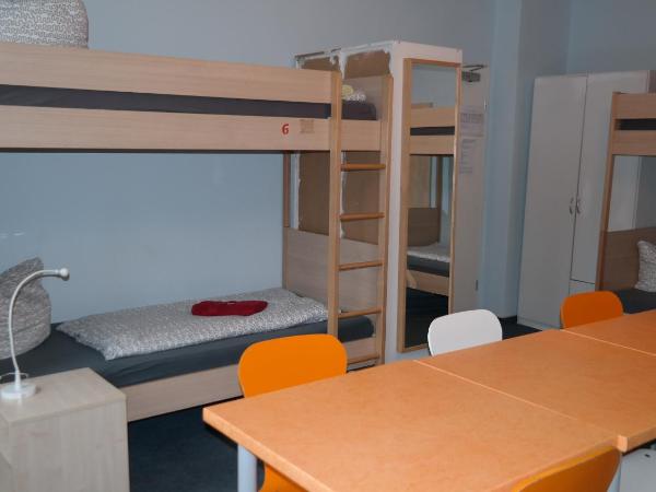Hostel Inn-Berlin : photo 3 de la chambre lit superposé dans dortoir mixte