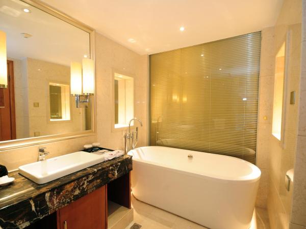 Airport Jianguo Hotel : photo 4 de la chambre chambre double supérieure