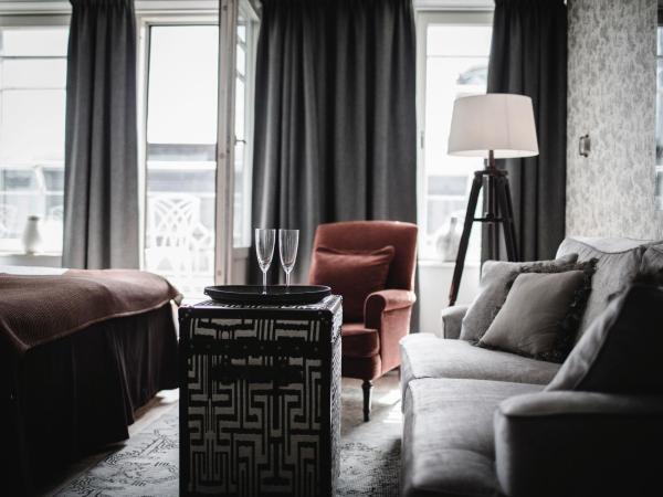 Freys Hotel : photo 10 de la chambre chambre supérieure plus avec balcon