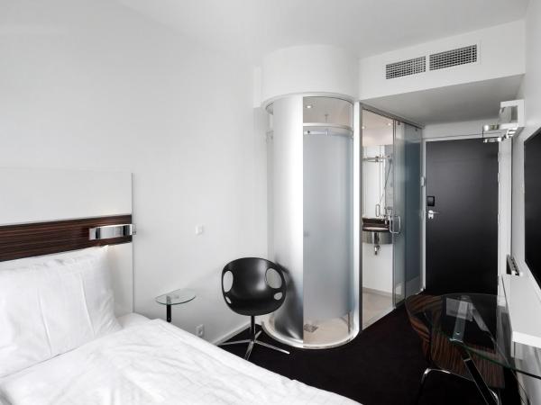 Wakeup - Aarhus : photo 4 de la chambre chambre double paradis