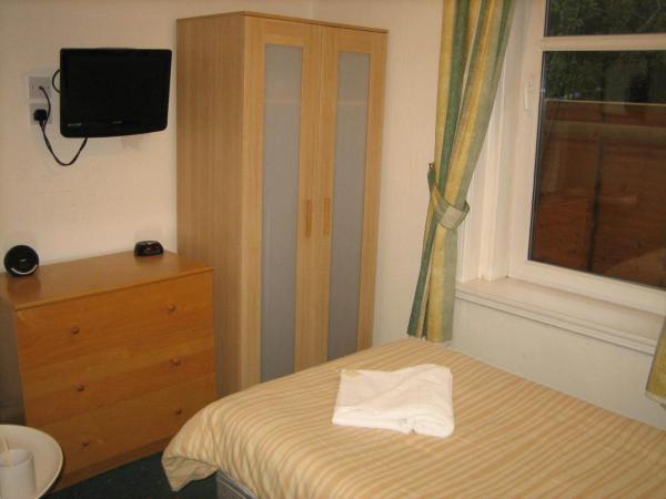 Murrayfield Park Guest House : photo 4 de la chambre chambre quadruple standard