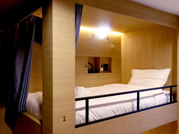 The Printing House Poshtel : photo 4 de la chambre chambre familiale avec salle de bains commune