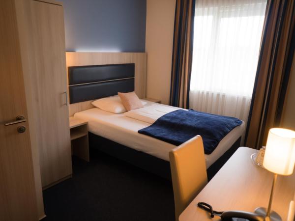 Hotel Rödelheimer Hof - Am Wasserturm : photo 2 de la chambre chambre simple