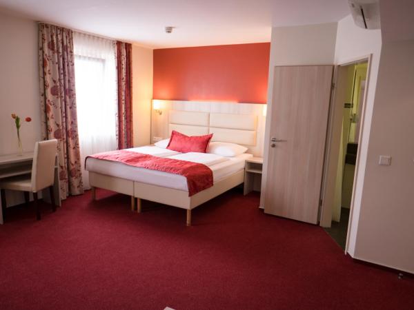 Hotel Rödelheimer Hof - Am Wasserturm : photo 8 de la chambre chambre familiale (4 adultes) 
