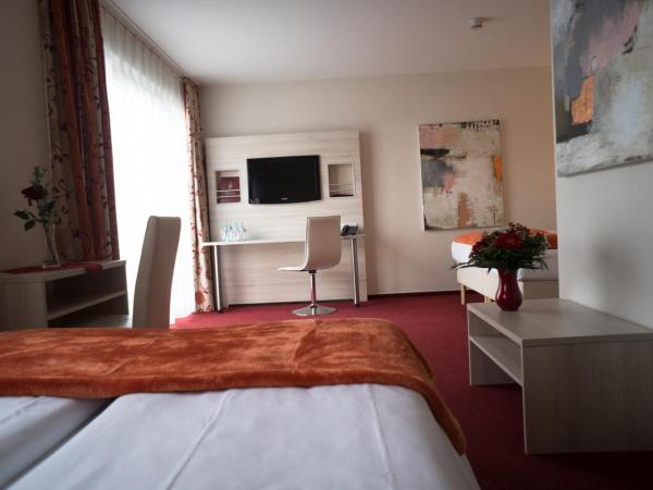 Hotel Rödelheimer Hof - Am Wasserturm : photo 4 de la chambre chambre familiale (4 adultes) 