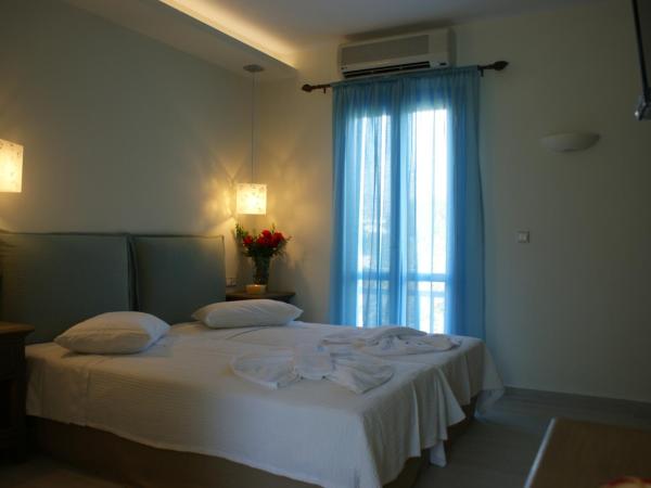 Alkyoni Beach Hotel : photo 6 de la chambre chambre double ou lits jumeaux standard - vue sur mer