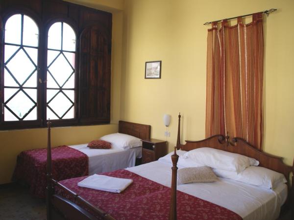 Hotel Europa : photo 3 de la chambre chambre triple