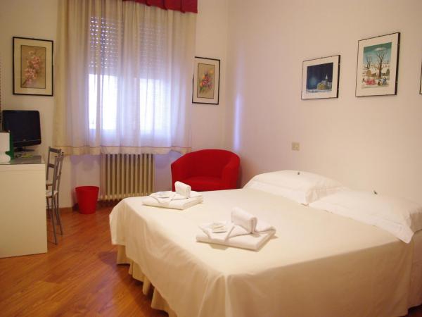 Il Girasole High Quality Inn : photo 1 de la chambre chambre double ou lits jumeaux standard