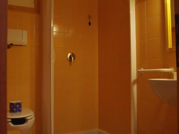 Il Girasole High Quality Inn : photo 5 de la chambre chambre double ou lits jumeaux standard