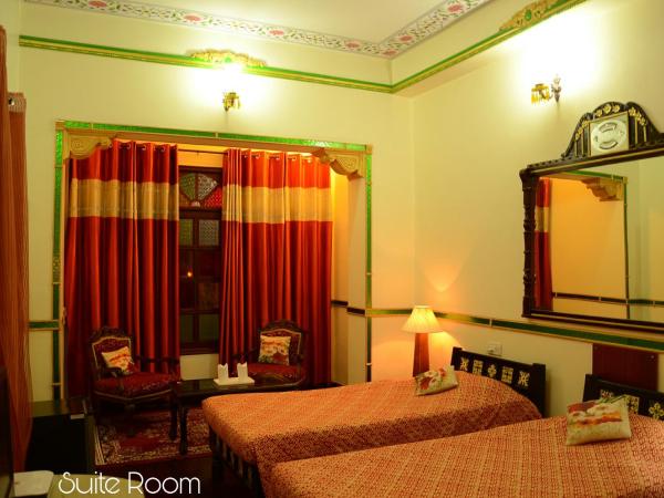 Hotel Vimal Heritage : photo 6 de la chambre suite royale