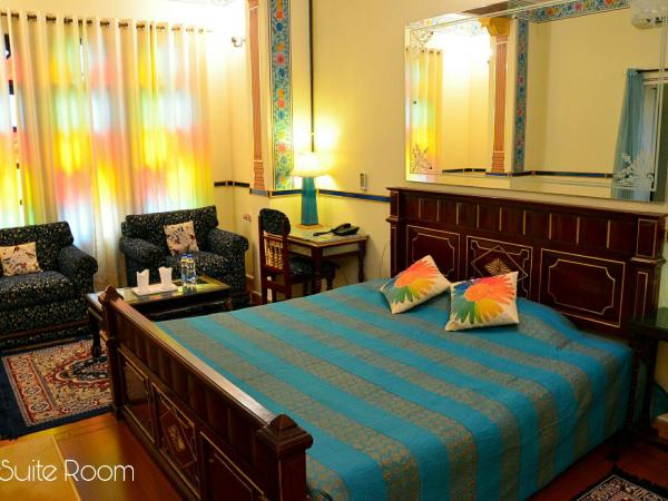 Hotel Vimal Heritage : photo 1 de la chambre suite royale