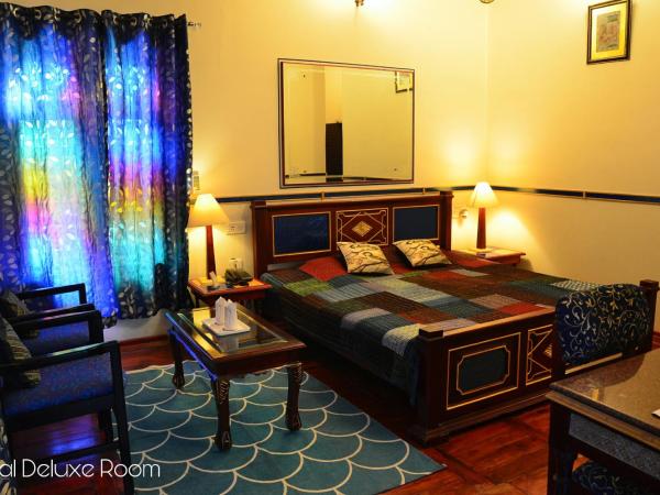 Hotel Vimal Heritage : photo 2 de la chambre chambre double ou lits jumeaux royale de luxe